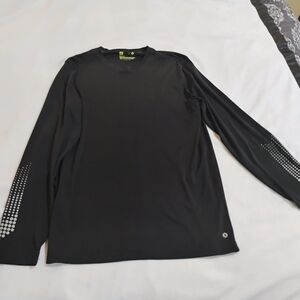 Xersion Men's Black Long Sleeve Shirt with Sleeve Pattern